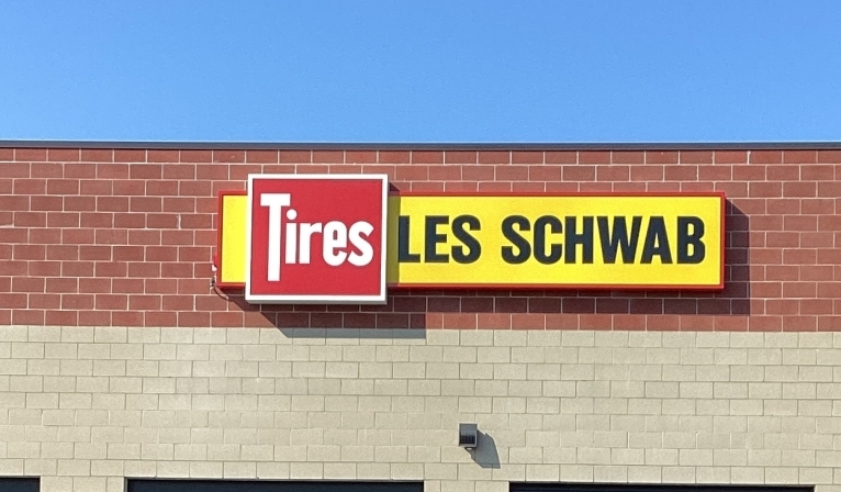 Les Schwab Tire Center